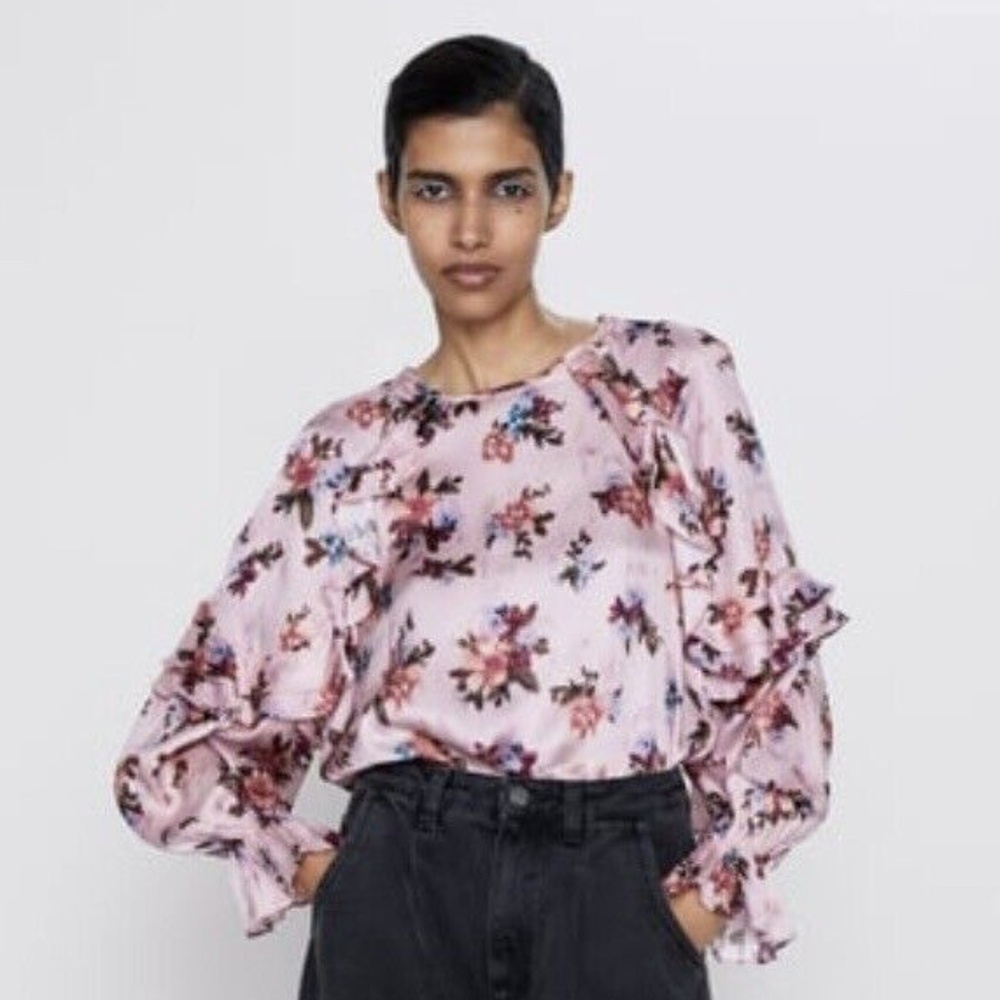NWT Zara Pink Floral Blouse